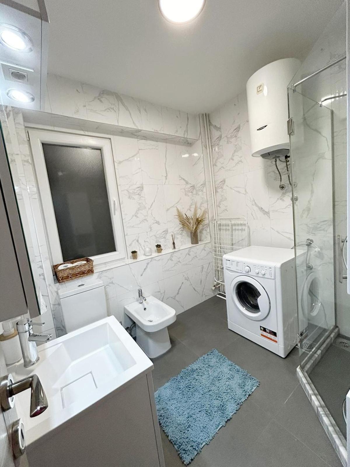 The Circle Apartment Skopje Ngoại thất bức ảnh
